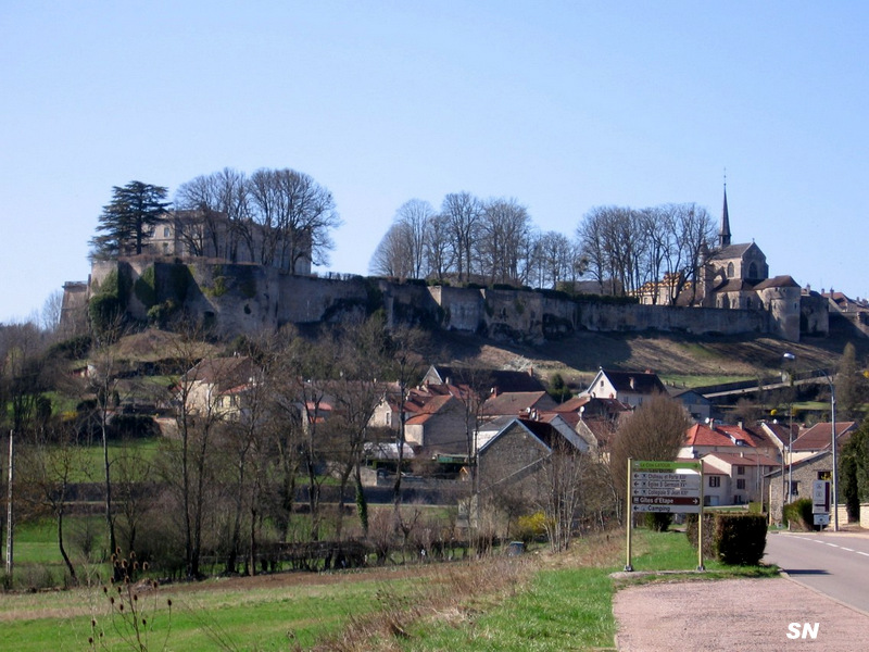 GRANCEY LE CHATEAU (Cote d'Or)